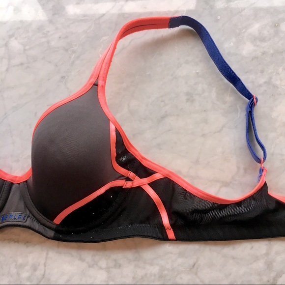 Berlei High impact Sports Bra - Picture 7 of 11